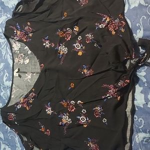 Mudd juniors large top.